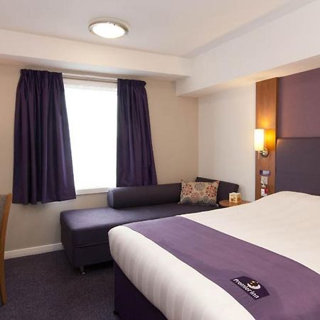 Premier Inn Derry / Londonderry Zewnętrze zdjęcie