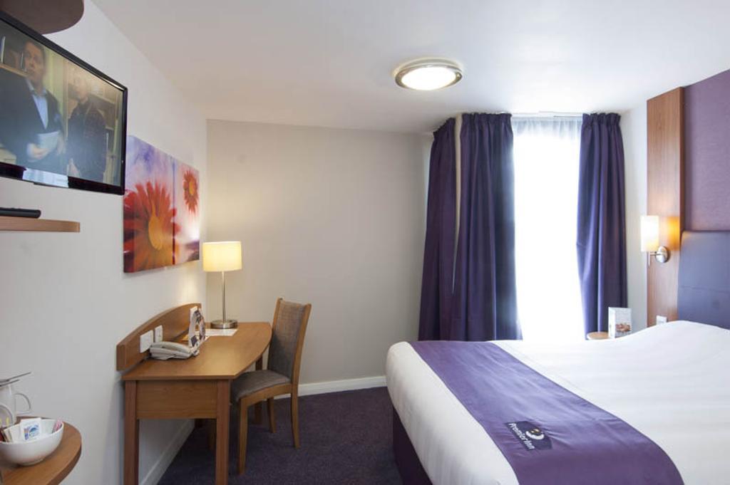 Premier Inn Derry / Londonderry Pokój zdjęcie