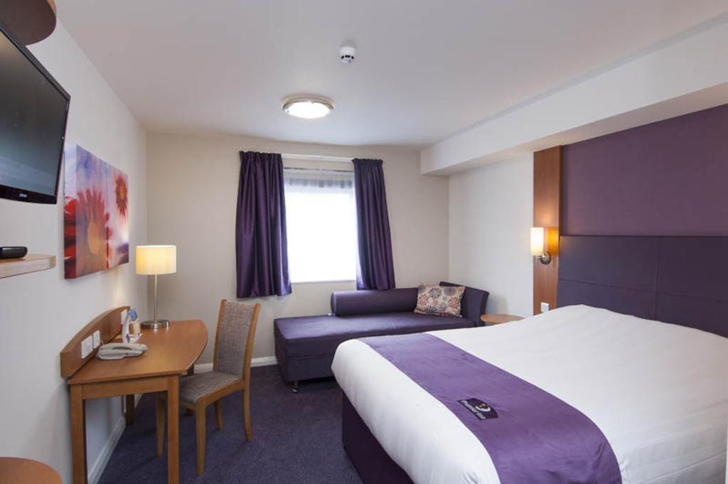 Premier Inn Derry / Londonderry Pokój zdjęcie