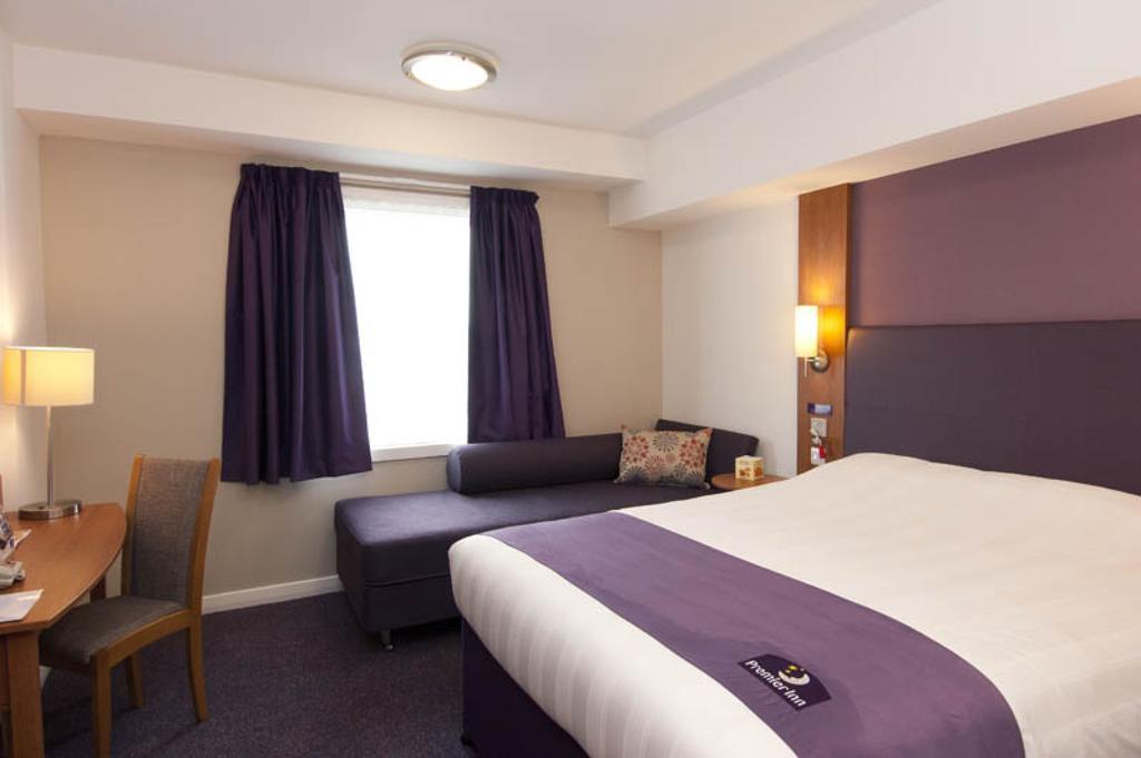 Premier Inn Derry / Londonderry Zewnętrze zdjęcie